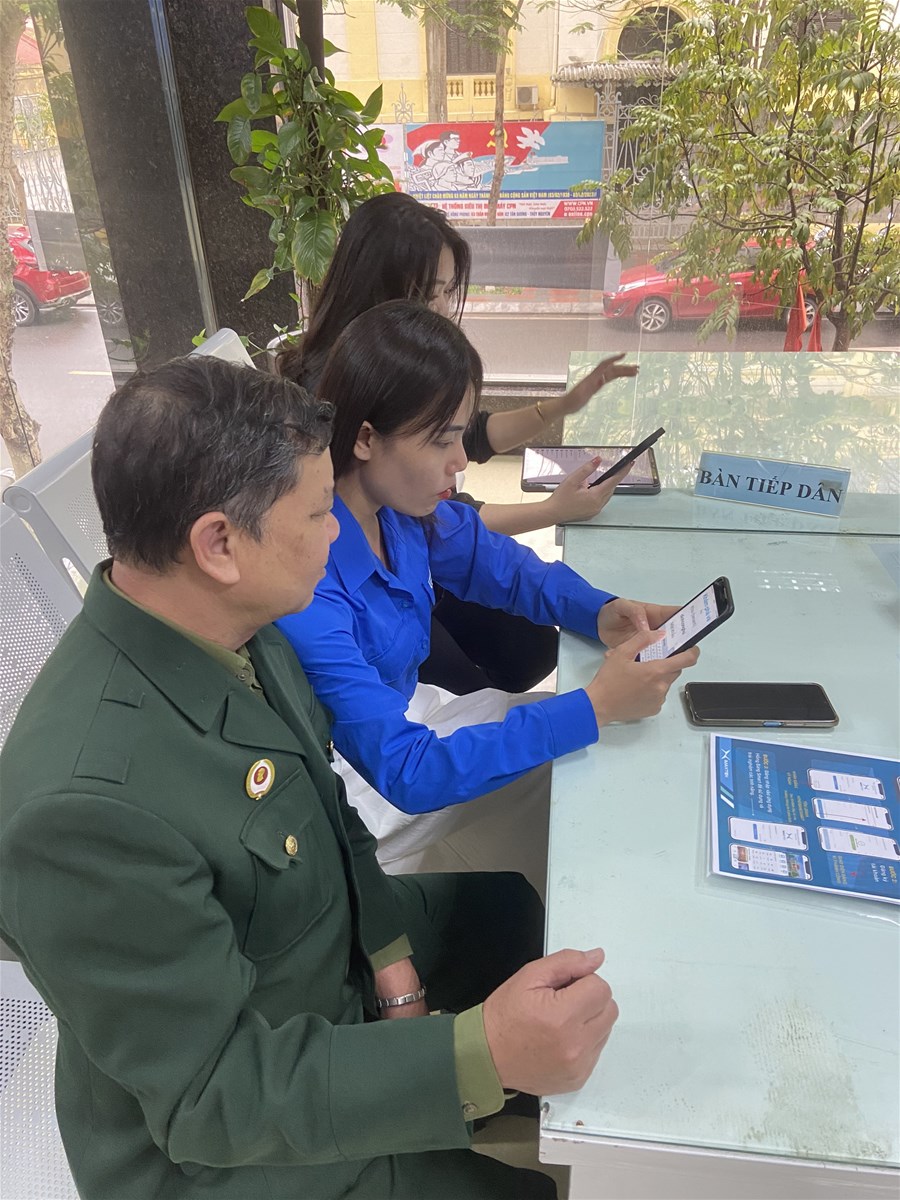 Quận Hồng Bàng triển khai ứng dụng Hồng Bàng Smart trên địa bàn 9 phường