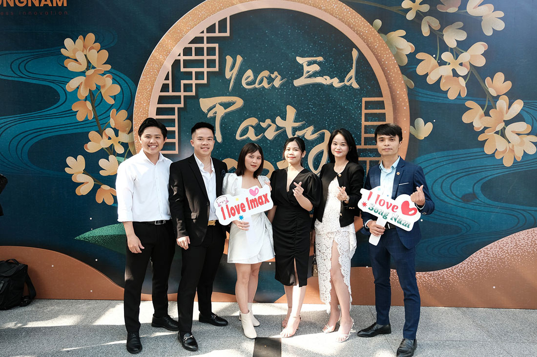 YEAR END PARTY 2022