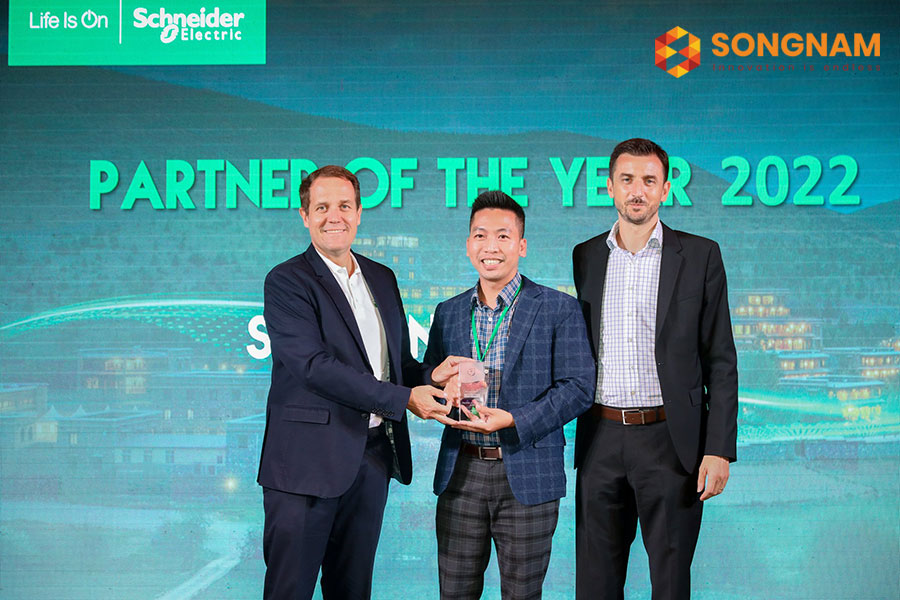 Song Nam Group được vinh danh ở hạng mục Partner of the Year 2022 khu vực EAJ Châu Á TBD (None TQ) tại BangKok