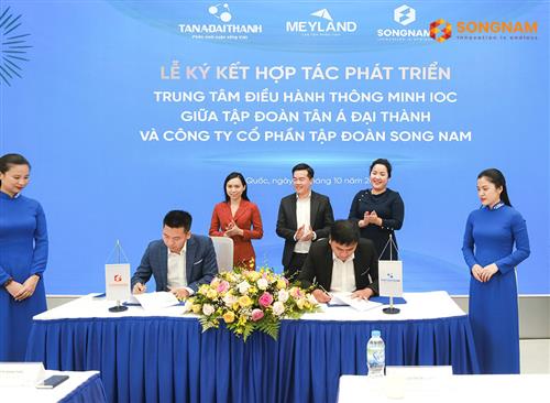 Lễ ký kết hợp tác phát triển trung tâm điều hành IOC giữa Song Nam và Tập đoàn Tân Á Đại Thành